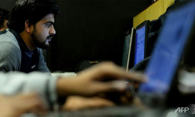 India's techies fear US crackdown on high-skilled visas India's techies fear US crackdown on high-skilled visas
