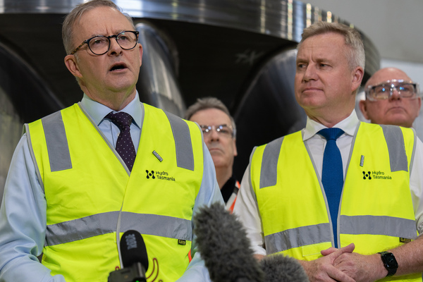 Miners and green groups cautiously welcome updated Australian environmental laws