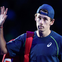 Alex de Minaur stays alive in ATP Finals race; knocks out Taylor Fritz