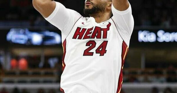 Norman Powell, Kel'el Ware lead Heat in rout over Bulls