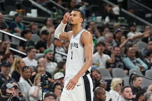 Victor Wembanyama, surging Spurs set sights on Nuggets