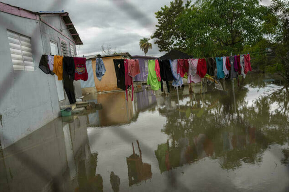 Hurricane Erin restrengthens as it pummels Caribbean with heavy rain