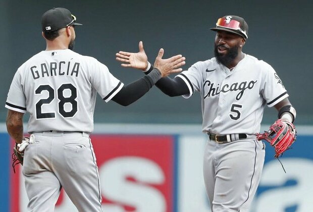 White Sox open big series against Twins