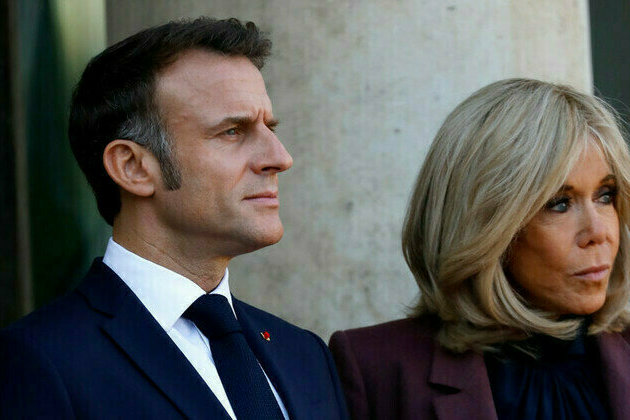 Macron explains slap from wife