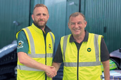 Manager completes quarter of a century at Travis Perkins Hire