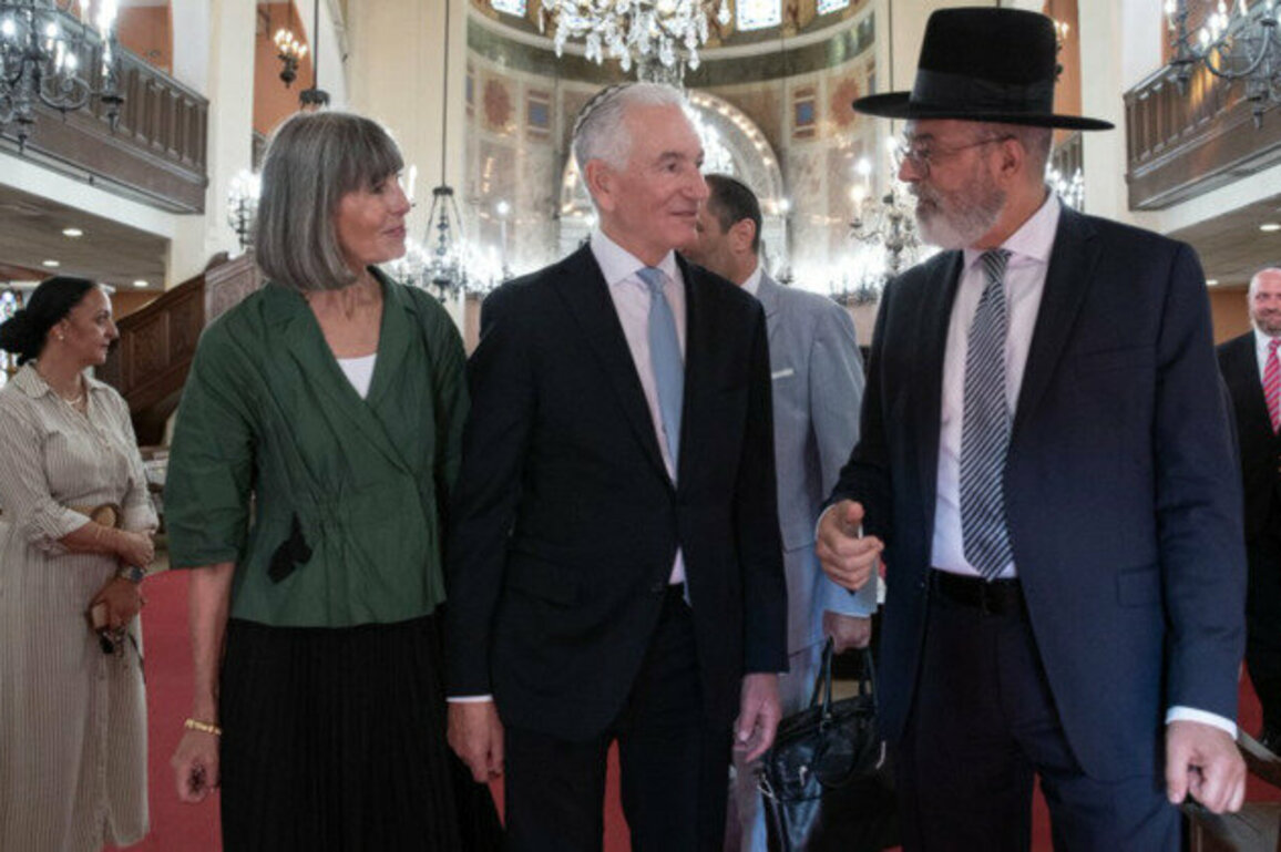 France summons US envoy over antisemitism claims
