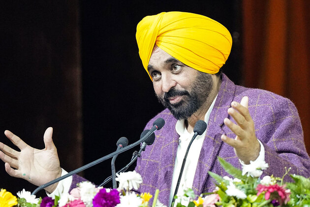 Punjab CM refutes seeking change of timing, says "ready to be present at 10 am on Jan 15" before Akal Takht