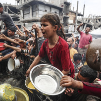 MIDEAST-GAZA CITY-FOOD-DISTRIBUTION