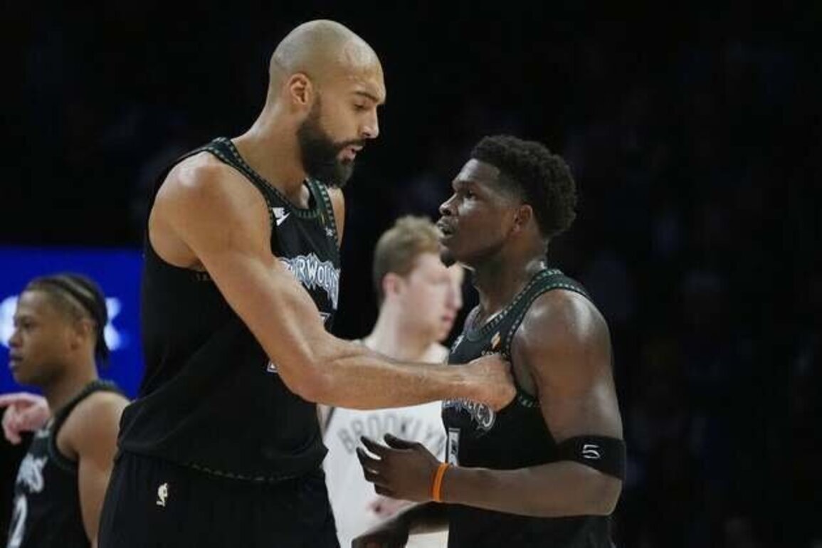 Bulls, Timberwolves clash in search for more energy