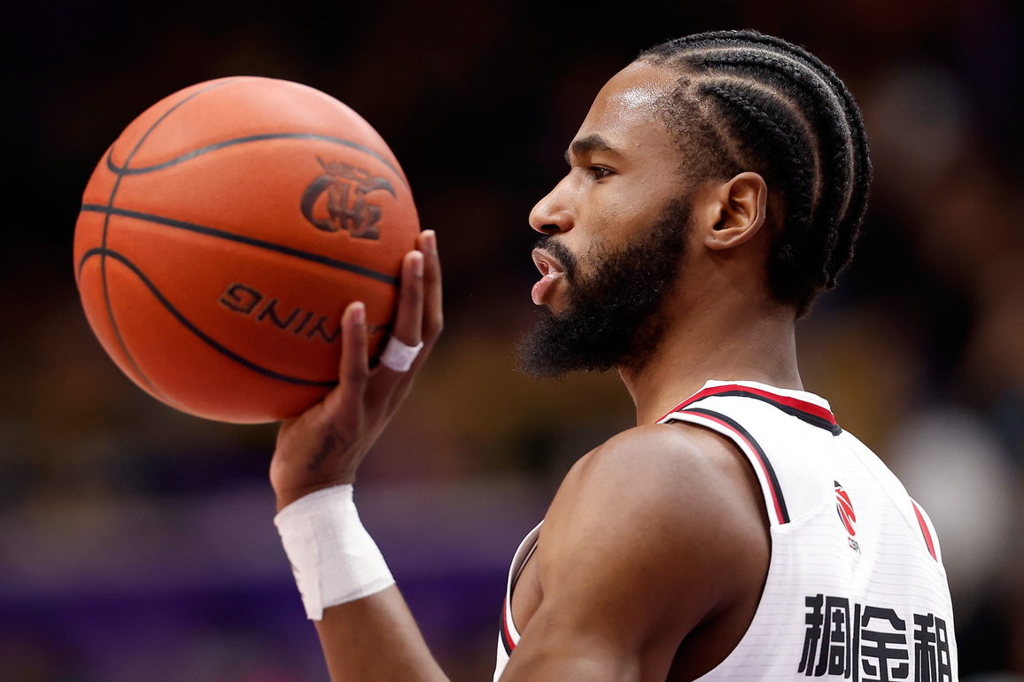 (SP)CHINA-BEIJING-BASKETBALL-CBA-BEIJING ROYAL FIGHTERS VS ZHEJIANG GOLDEN BULLS(CN)