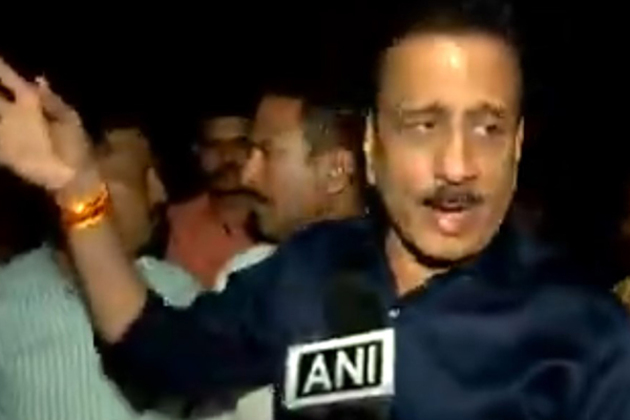 One or two bodies could be present under debris: Minister Girish Mahajan visits Pune bridge collapse site