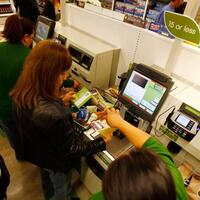 Unions wage war on self-checkout