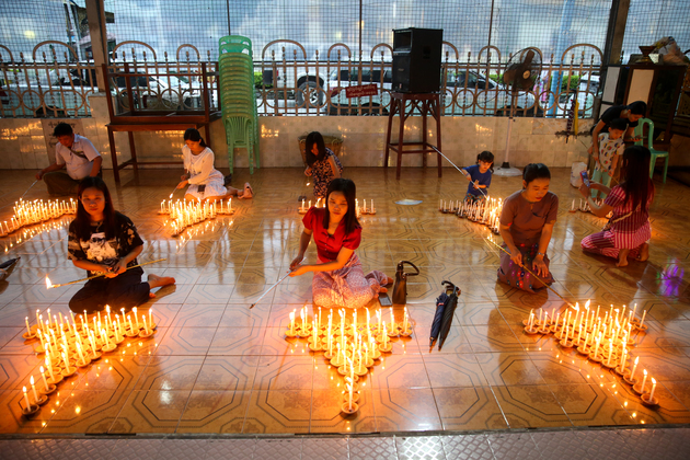 MYANMAR-YANGON-FULL MOON DAY-WARSO-CELEBRATIONS