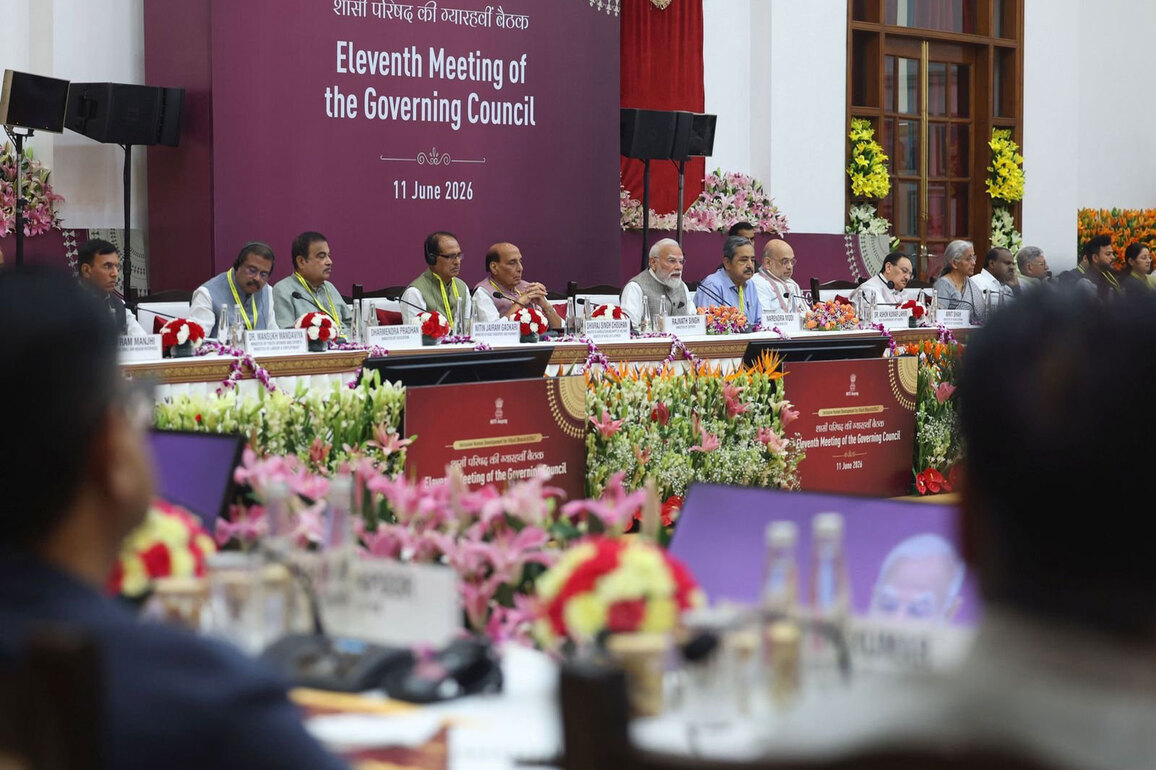 "Cooperation, dialogue, and sharing should guide interactions among the states": PM Modi at NITI Aayog Governing Council meet