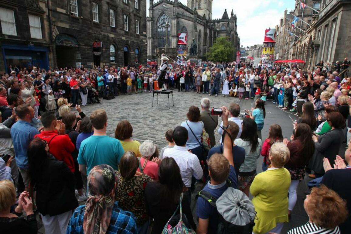 Edinburgh Festival Fringe street theatre shows under threat - The Herald