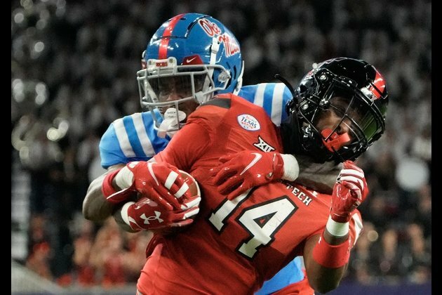 CB Davison Igbinosun set to transfer to Ohio State