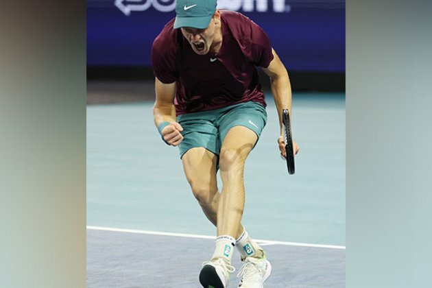 Miami Open: Jannik Sinner rallies past Carlos Alcaraz to reach final