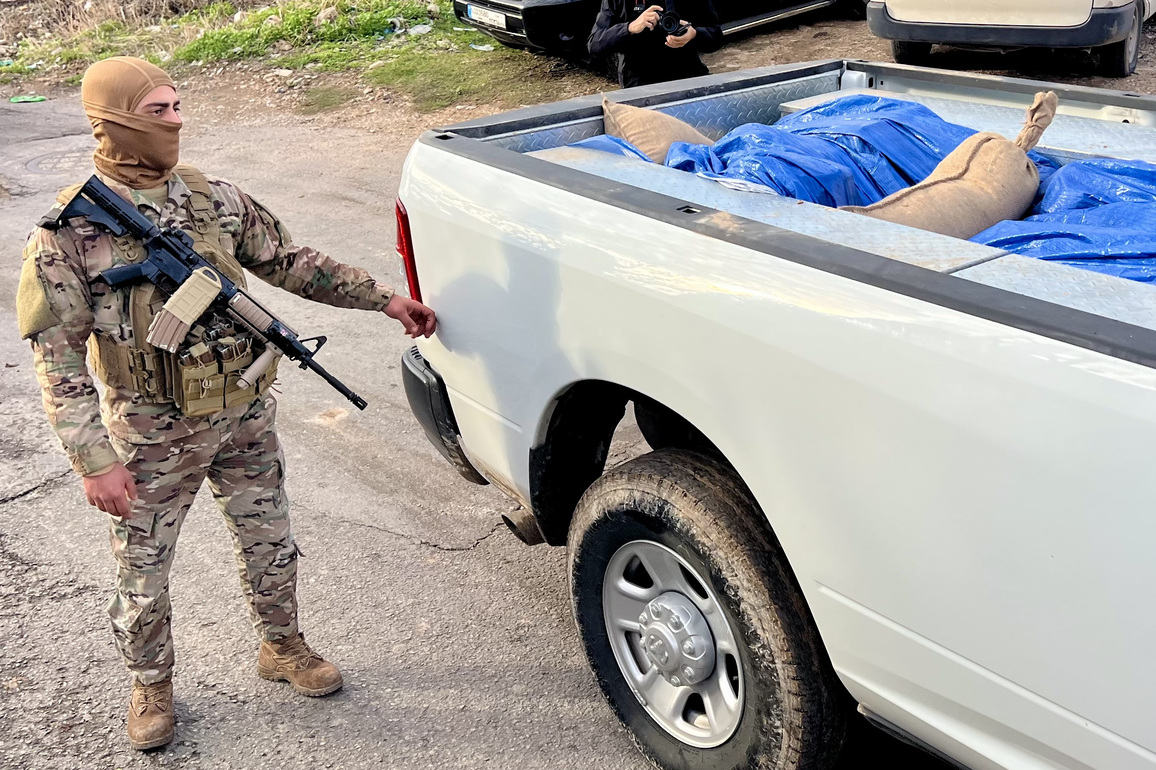 LEBANON-SIDON-ARMY-PALESTINIAN WEAPONS