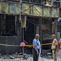 Delhi govt announces ex-gratia of Rs 10 lakh for kin of deceased, Rs 5 lakh for injured in Malviya Nagar fire