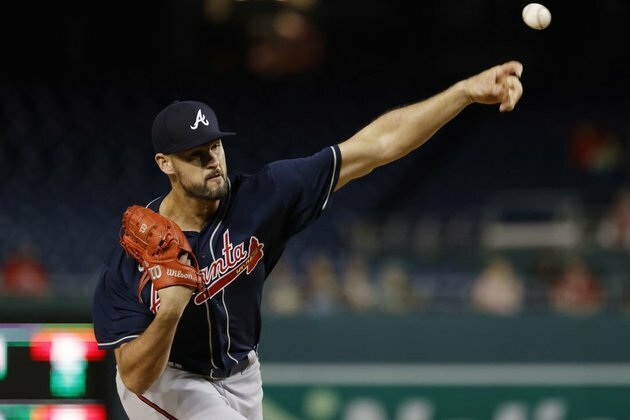 Ronald Acuna Jr. helps Braves cruise past Nats, tie Mets