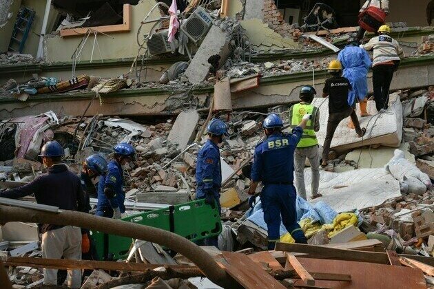 Myanmar quake death toll hits 1,700
