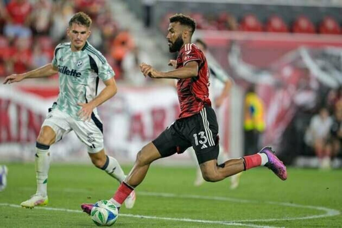 Red Bulls score five times in second half to shock Revolution