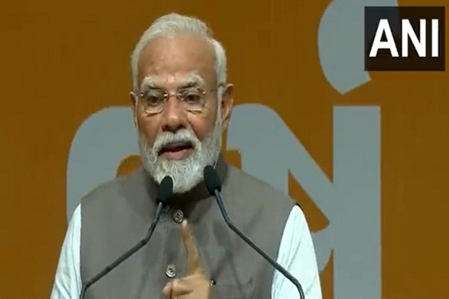 PM Modi hails progress of Gujarat, says state should set vision for next 10 years