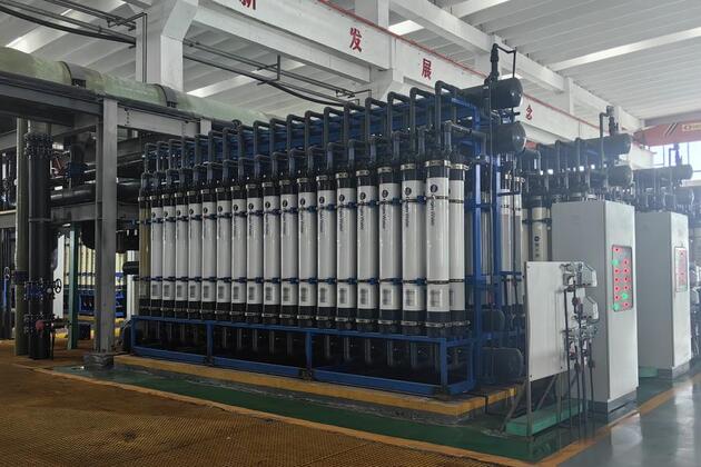 East China fishing town innovatively harnesses seawater for beer and heating