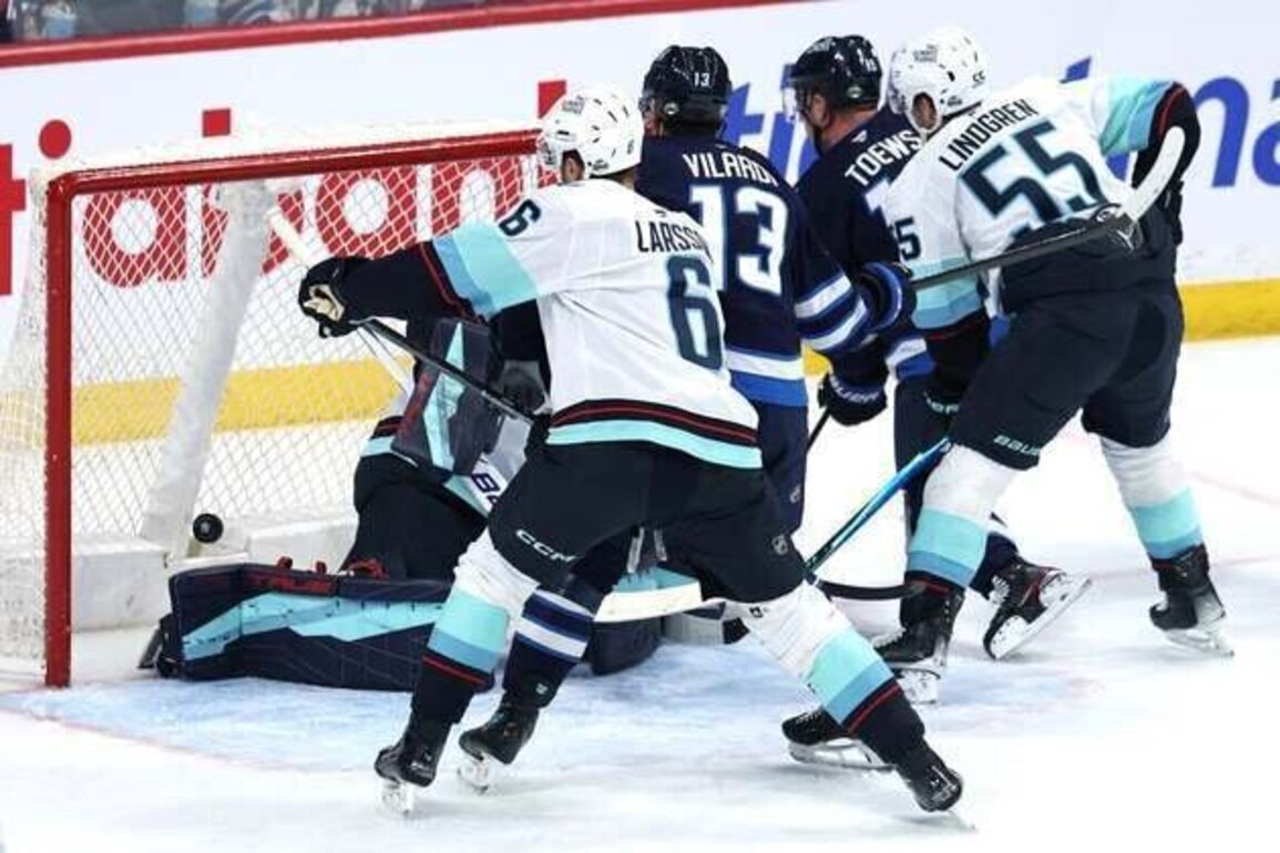 Kyle Connor tallies twice as rising Jets handle Kraken