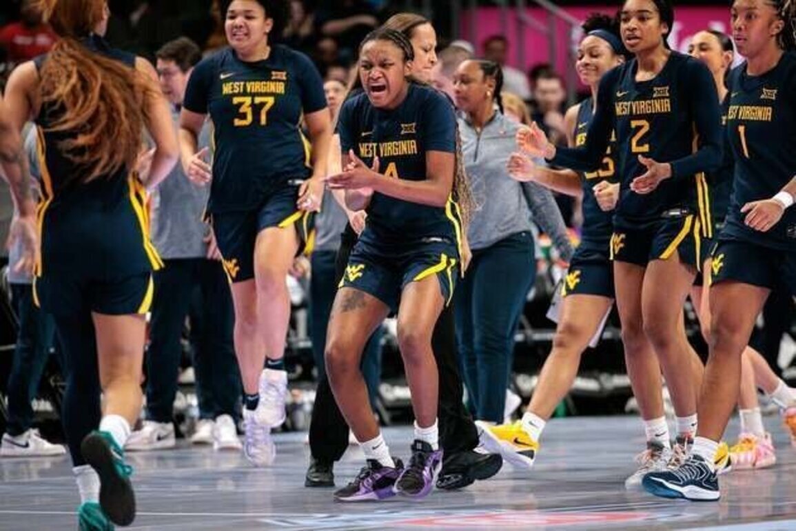West Virginia bounces top-seeded TCU to claim Big 12 title