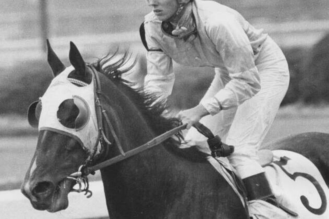Diane Crump, first woman to ride in Kentucky Derby, dies