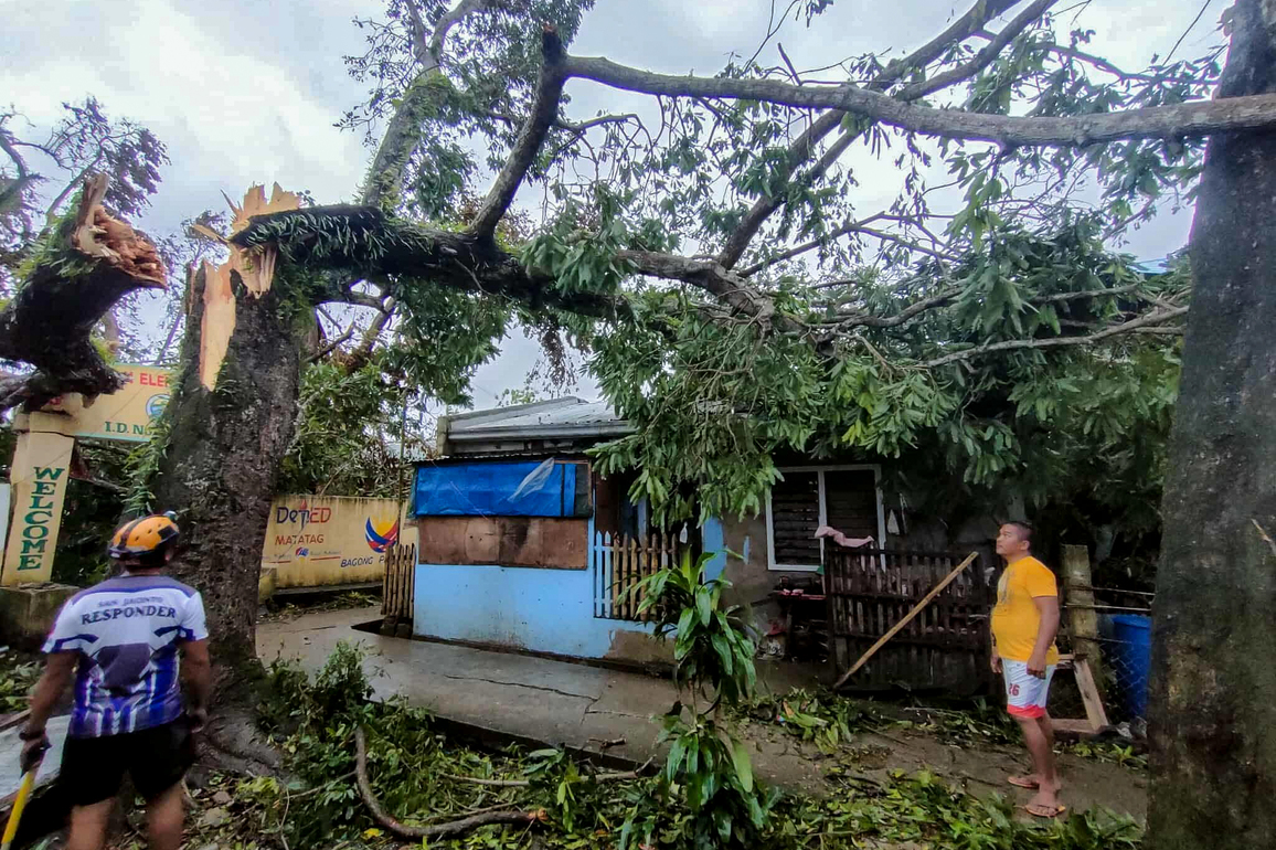 PHILIPPINES-TROPICAL STORM-BUALOI-AFTERMATH