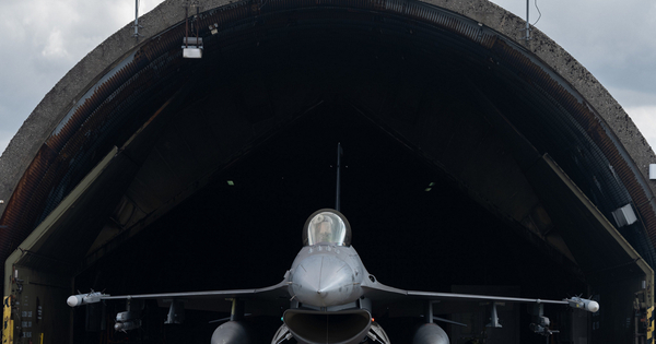 Former US Air Force pilot arrested for training Chinese military pilots