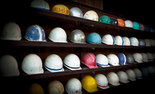 Threat to hundreds of jobs at AGL's Bayswater and Loy Yang A power stations