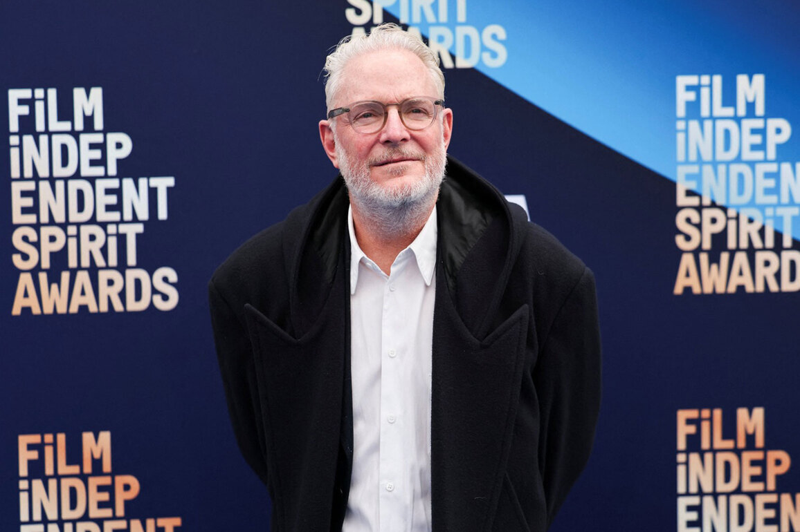 'Carry me to my Grave' novel set for movie adaptation, Francis Lawrence to direct
