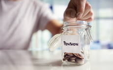 Mini Budget 22: Income tax cuts drive pension contribution decisions