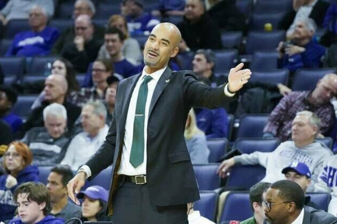 Head coaches reunite as Cleveland State visits Missouri
