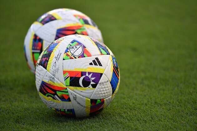 Union acquire Danish D Japhet Sery Larsen