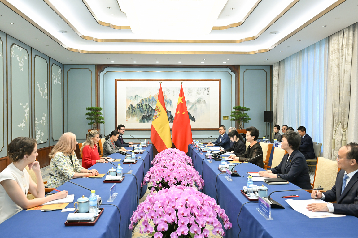 CHINA-BEIJING-SHEN YIQIN-SPANISH SECOND DEPUTY PRIME MINISTER-MEETING (CN)