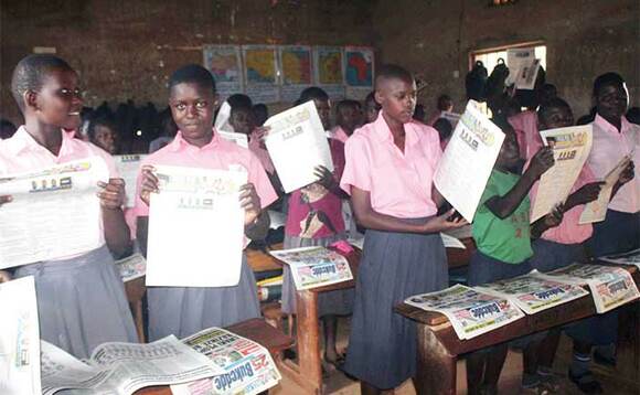 Abayizi ba St. Francis Nyenga Boys n’obutabo bwa PASS PLE Abayizi ba St. Francis Nyenga Boys n’obutabo bwa PASS PLE