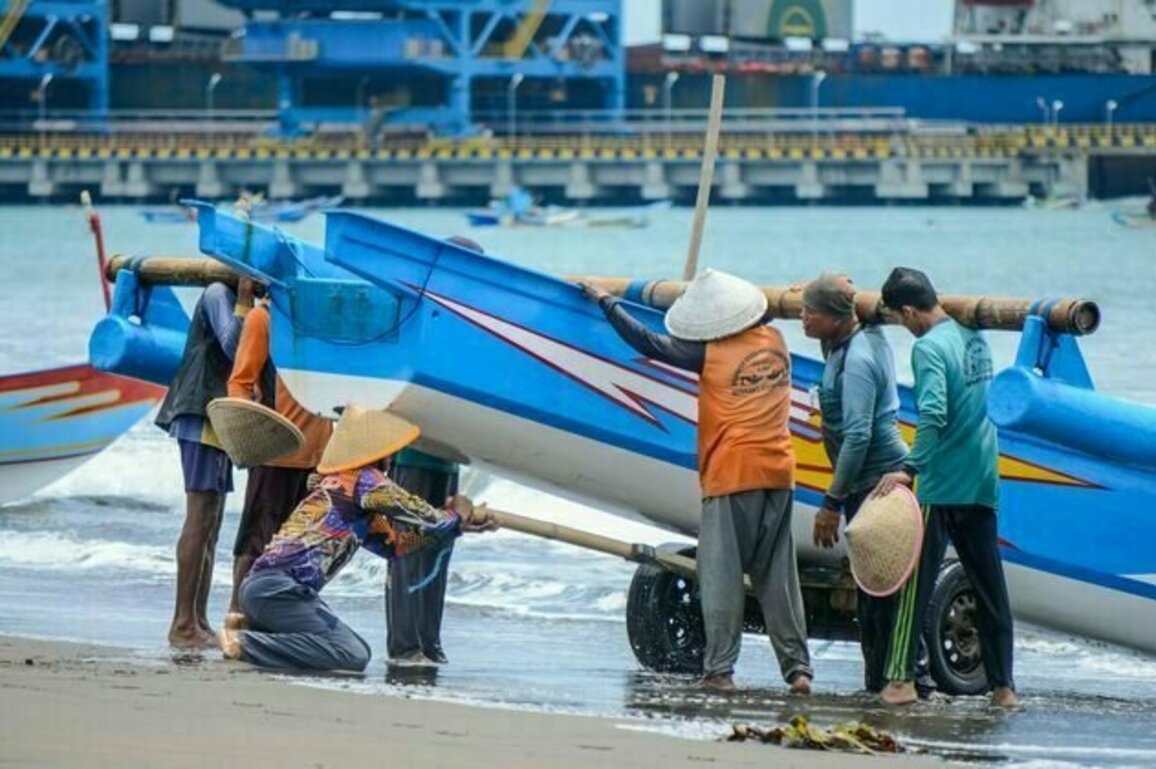 Bagaimana agar transisi energi tak mengorbankan kelompok rentan
