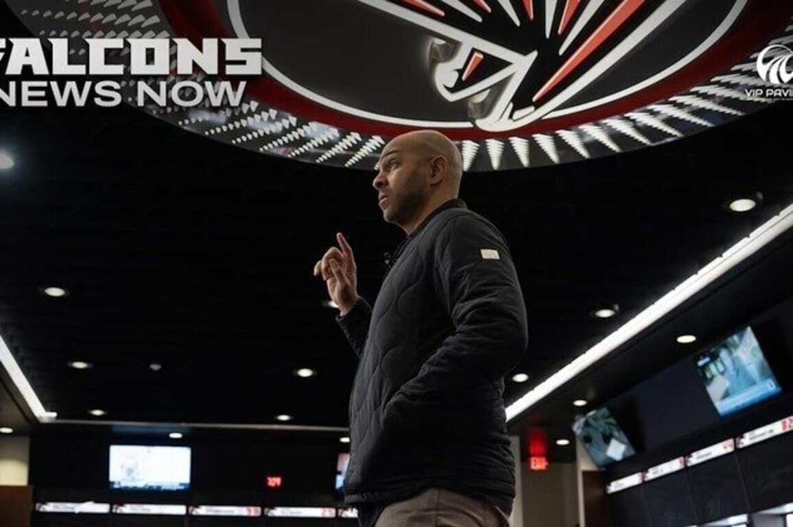 Falcons News Now: Free agency looms for new Atlanta leadership