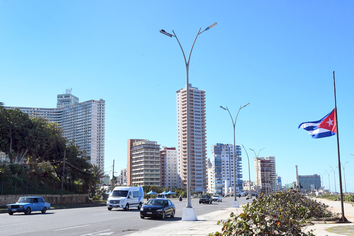 CUBA-HAVANA-FLAG-NATIONAL MOURNING