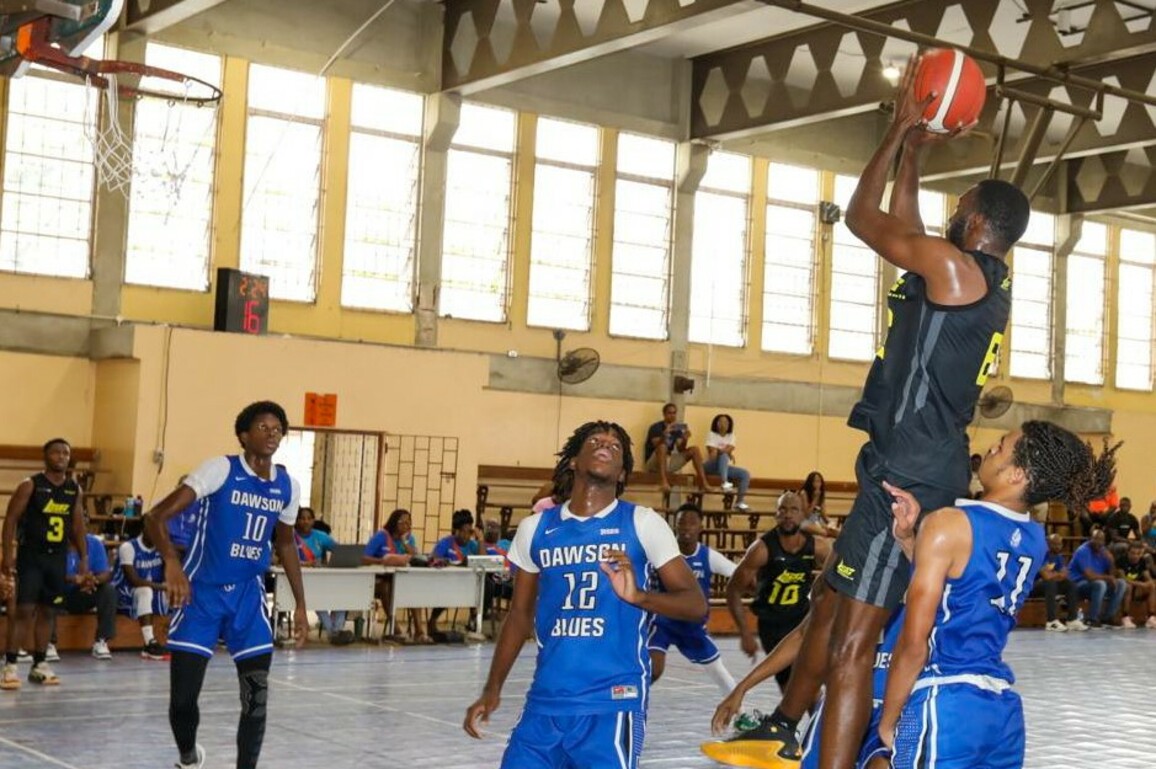 Lakers outrun Tridents