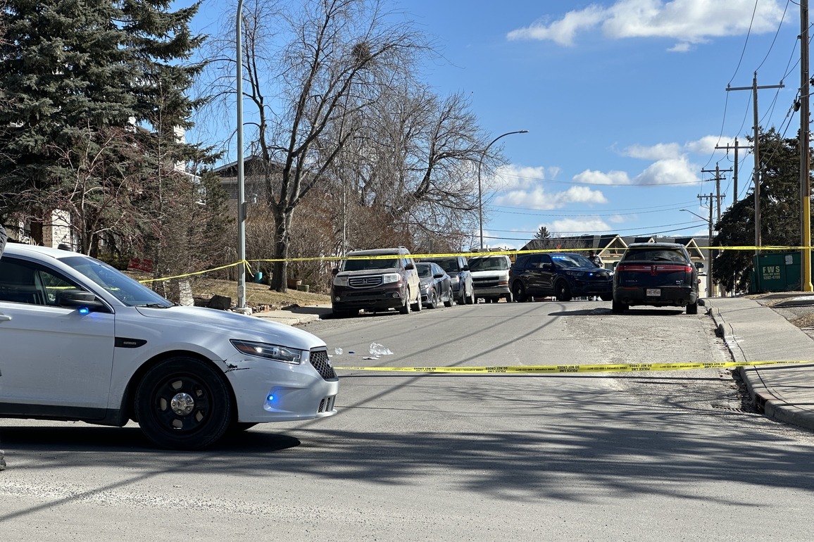 Calgary police- Assault in NW Montgomery sends 1 to hospital