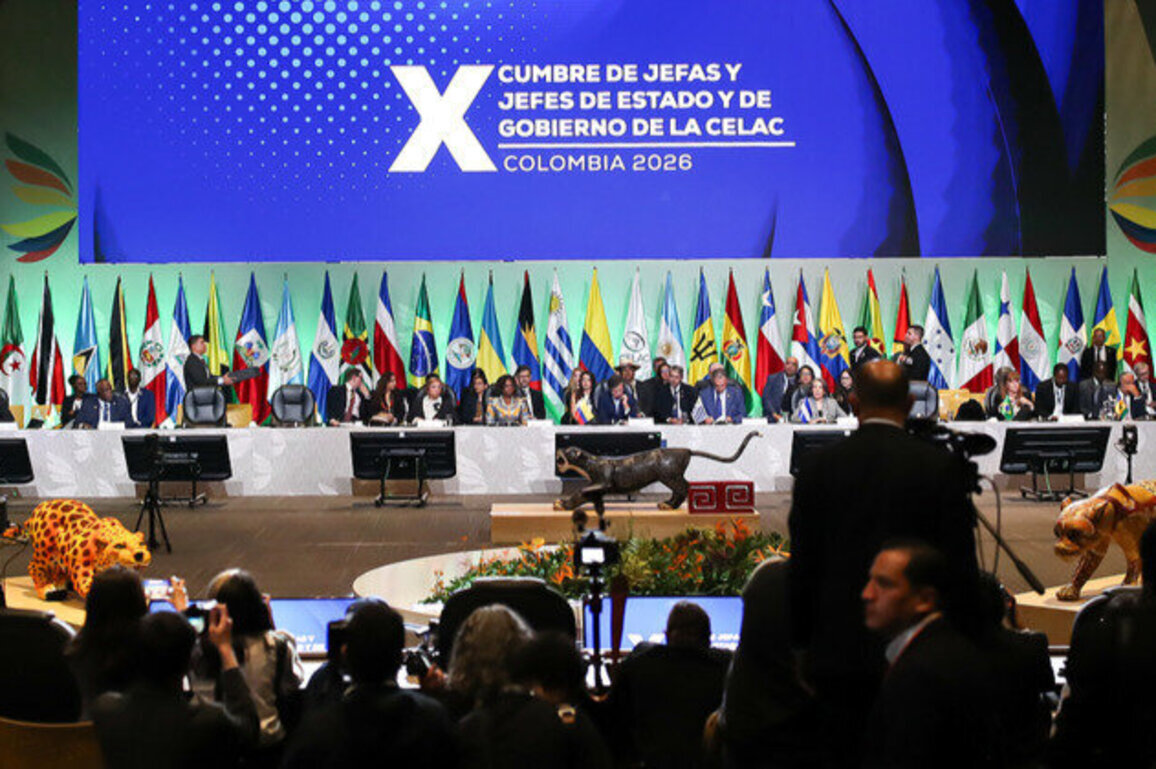10th CELAC Summit adopts declaration urging end to Cuba blockade
