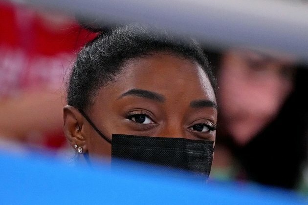 Simone Biles withdraws from individual floor exercise