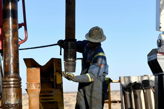 Biden backtracks on oil drilling ban
