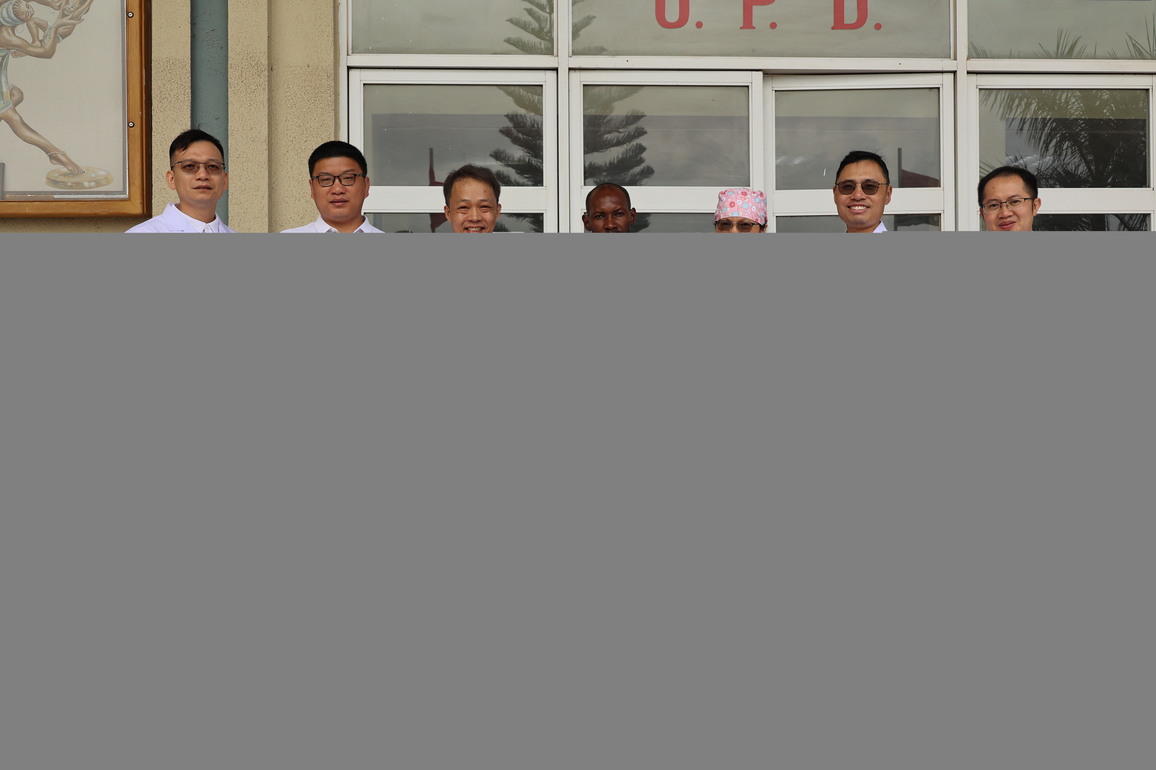 GHANA-ACCRA-CHINESE MEDICAL TEAM-SURGERY