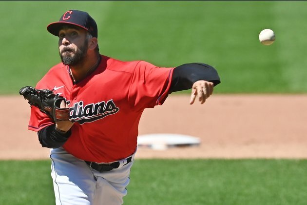 Indians LHP Oliver Perez designated for assignment